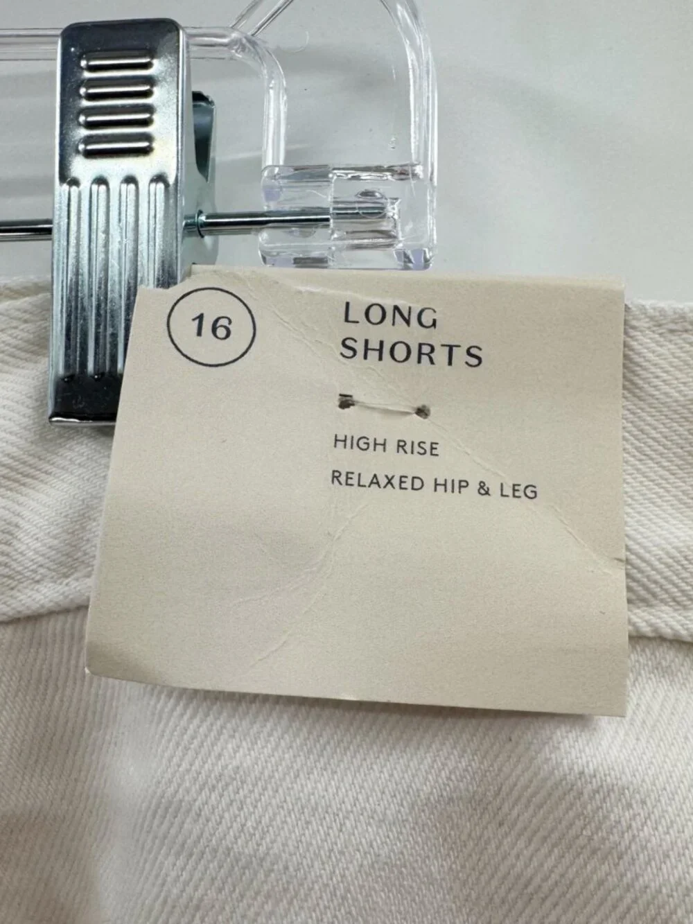 NEW Universal Thread High-Rise Long Denim Shorts - White - Size 16